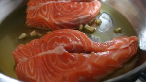 rosolare il salmone